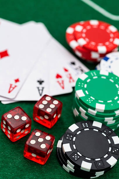 Chat feature with live dealer on sadewa777
